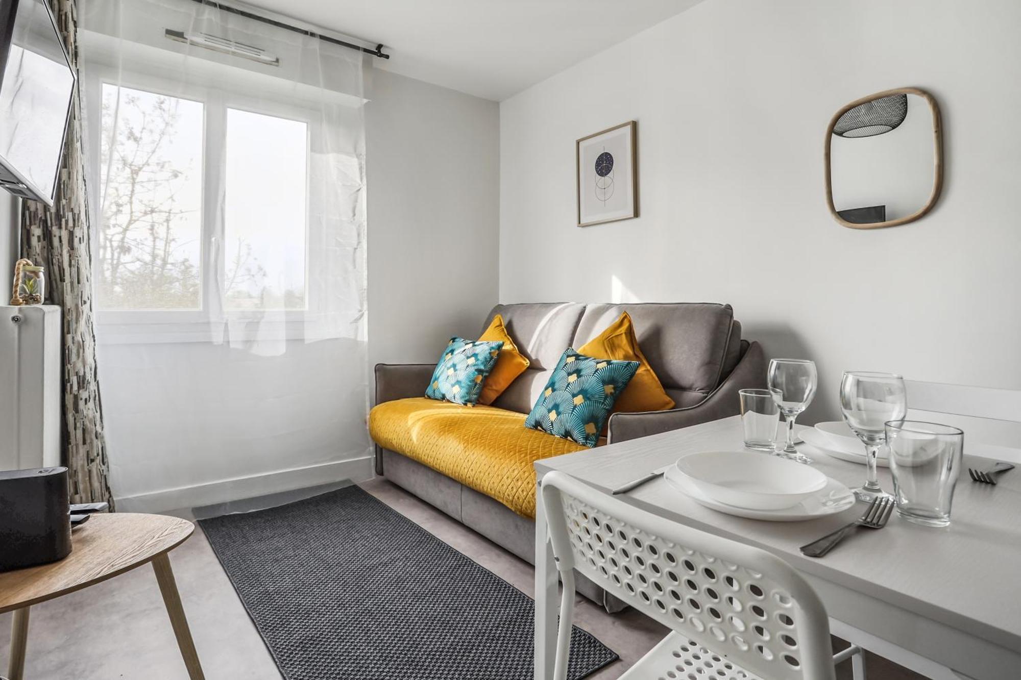 Comfortable Studio Dowtown Corbeil-Essonnes Esterno foto