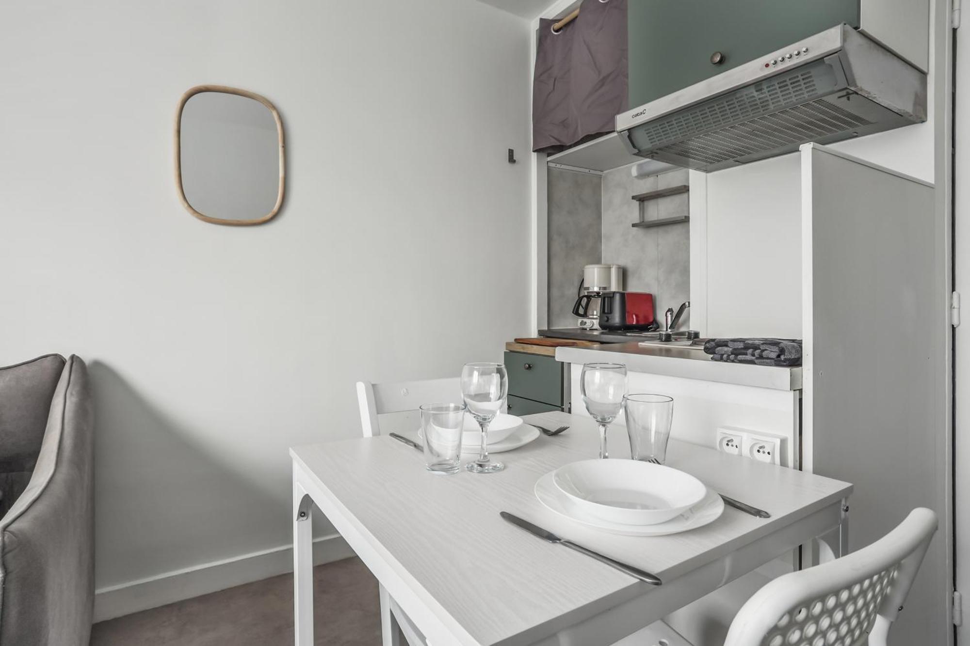 Comfortable Studio Dowtown Corbeil-Essonnes Esterno foto